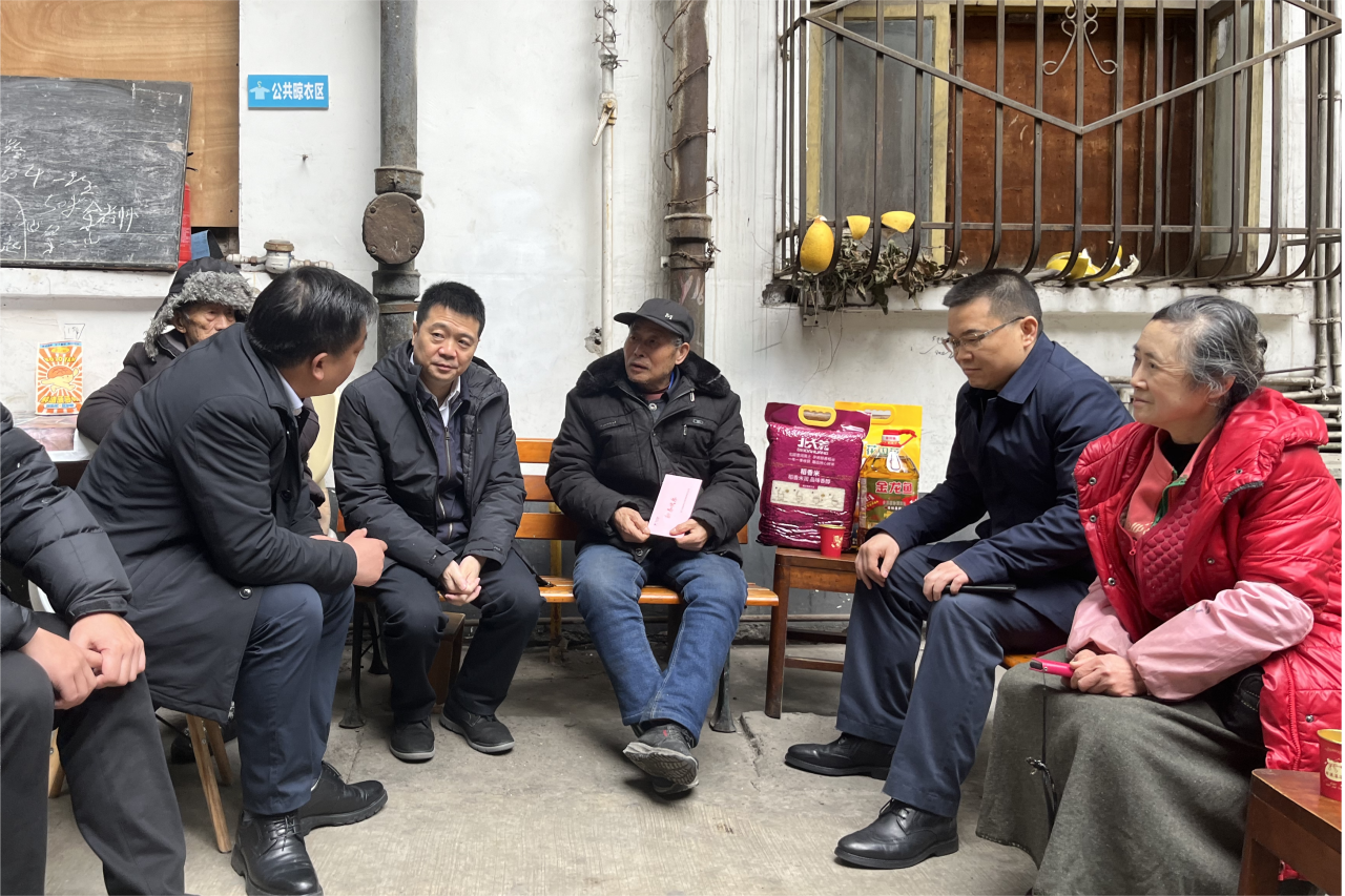 省K8凯发集团党委书记、董事长游勇开展慰问活动督导调研工作